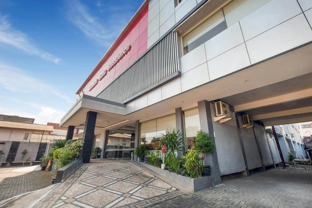 Oyo Flagship 3726 Tembok Batu Residence Tugu Exteriör bild