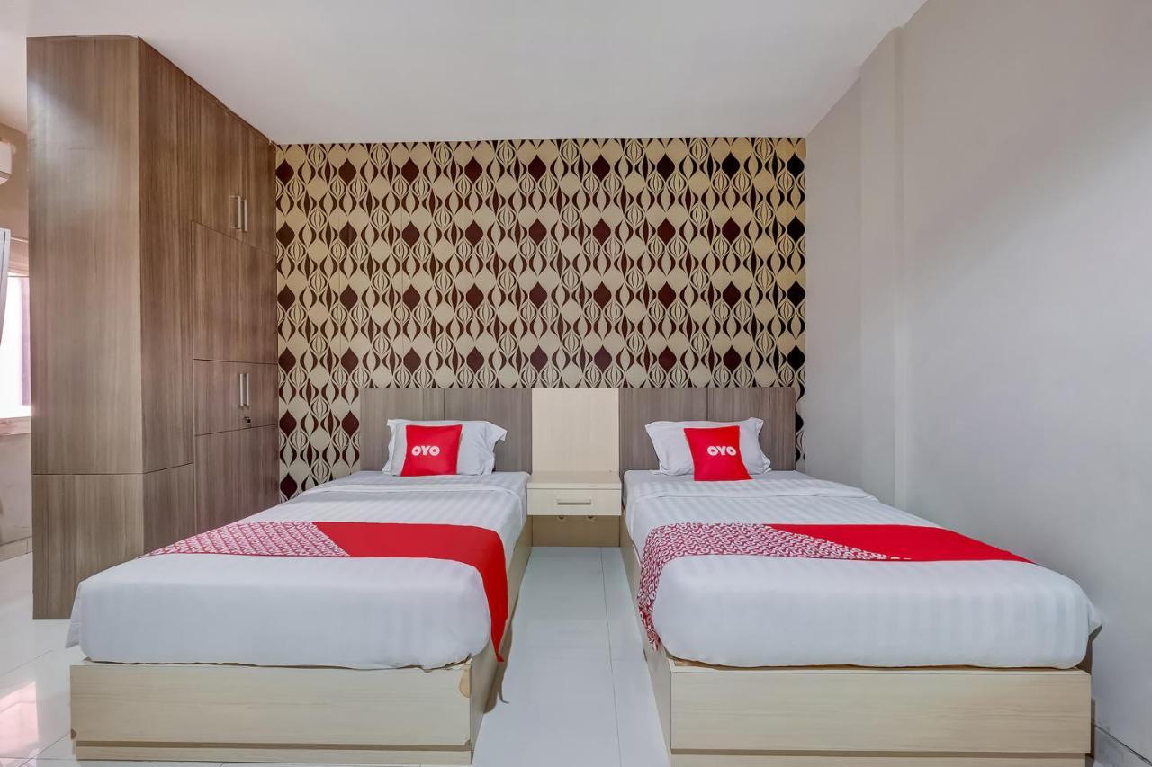 Oyo Flagship 3726 Tembok Batu Residence Tugu Exteriör bild