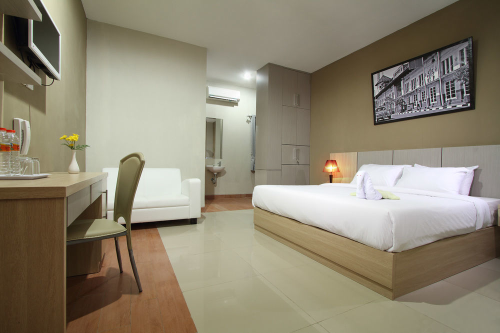 Oyo Flagship 3726 Tembok Batu Residence Tugu Exteriör bild